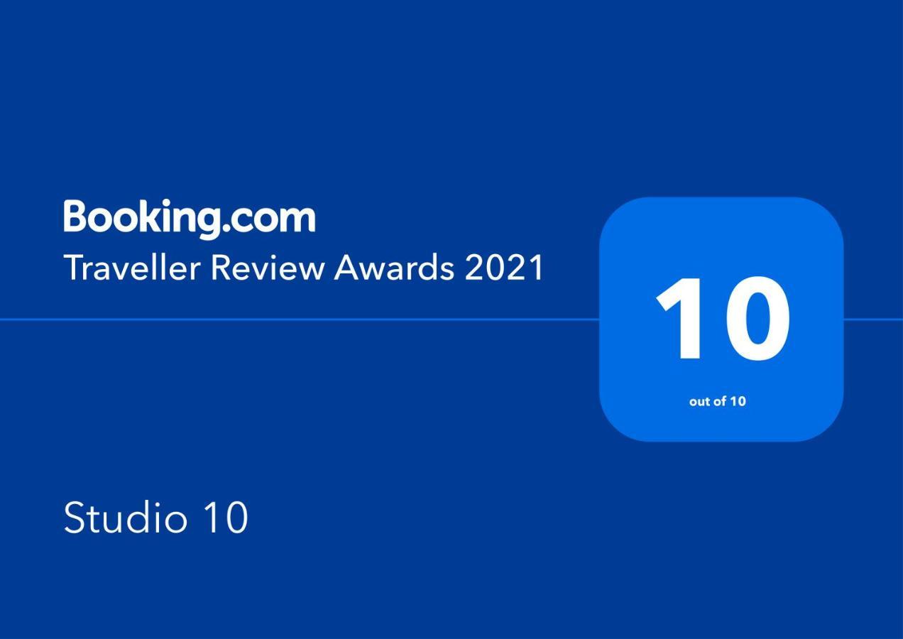 Studio 10 Buşteni エクステリア 写真